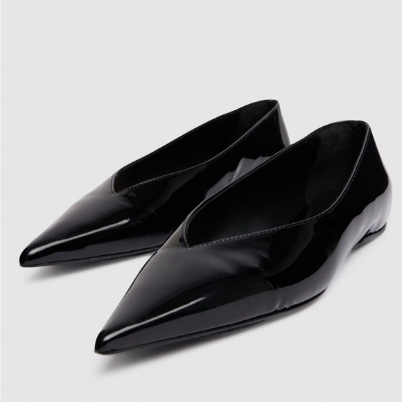 Celine Flat V Neck Shoe - Picture 1 of 5